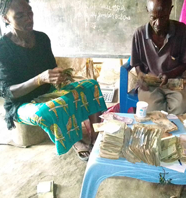 Projet de formation des communautes en saving groups (Phases 1, 2)